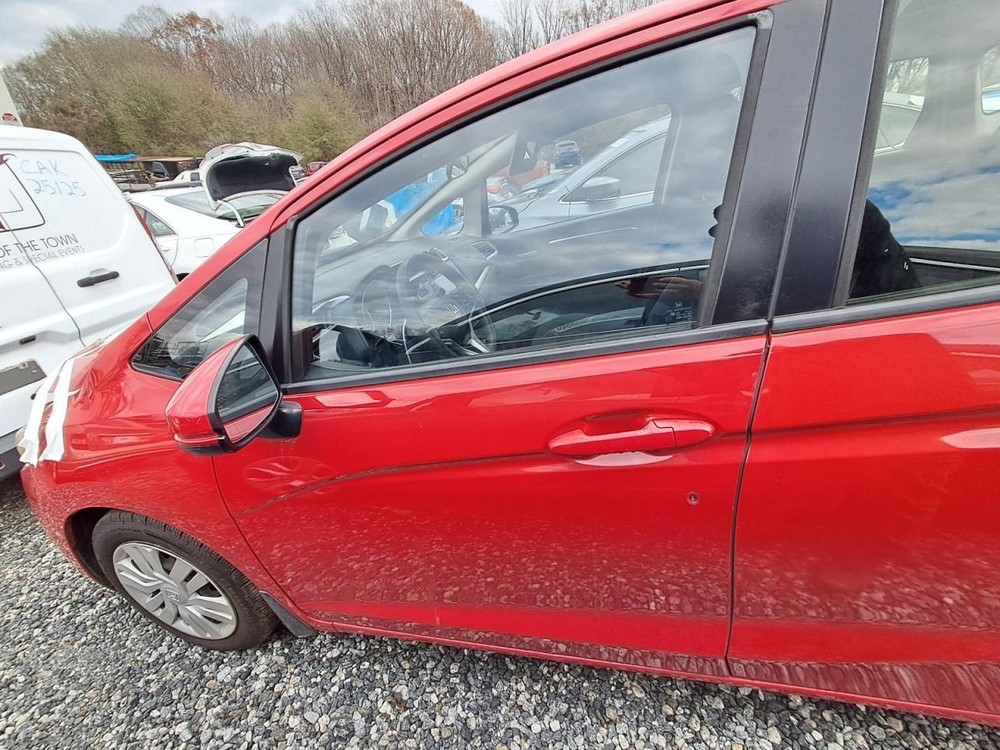 FIT 2016 Glove Box 4889536