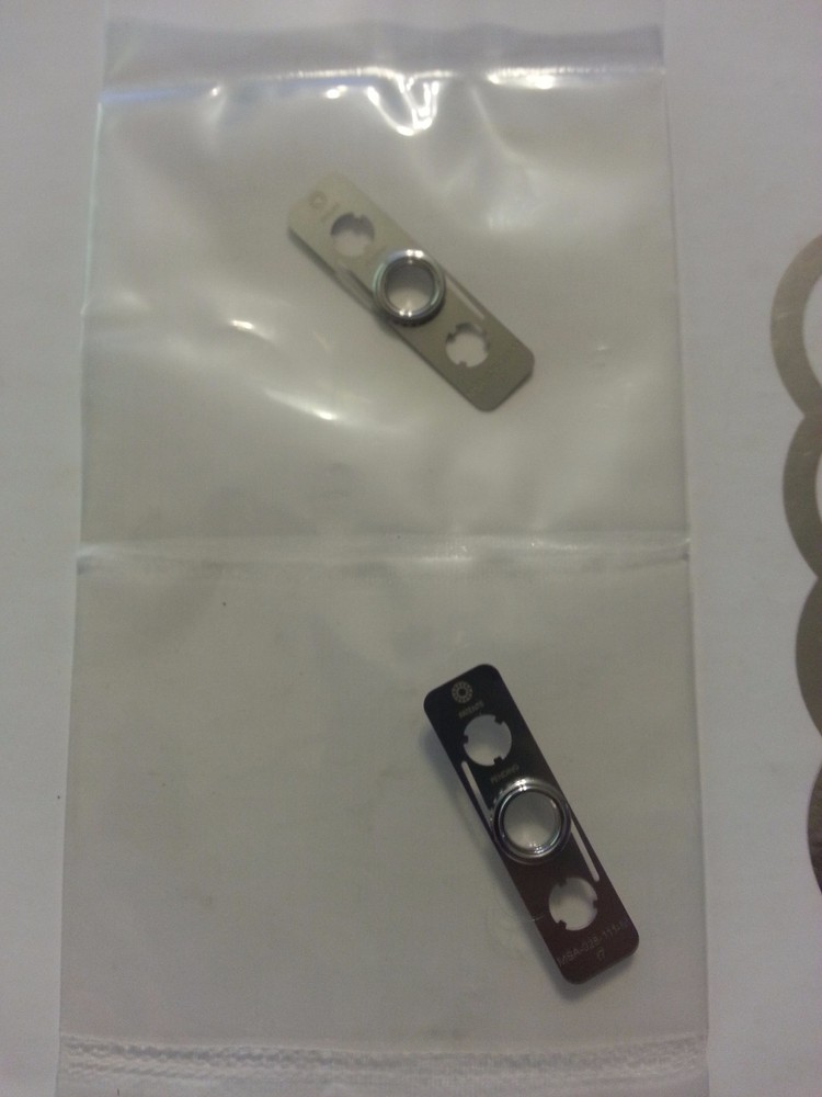 NEW 2X MICROFLEX MSA-028-111-M r7 1 HOLE MICRO SEAL MSA028111M SHIPS SAME BUSDAY