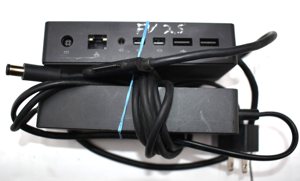 Microsoft 1661 Surface Docking Station With Power Adapter