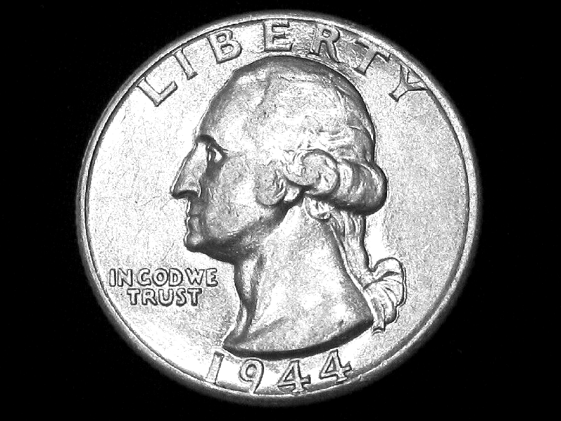 1944-D Washington Quarter --- Almost Uncirculated +++