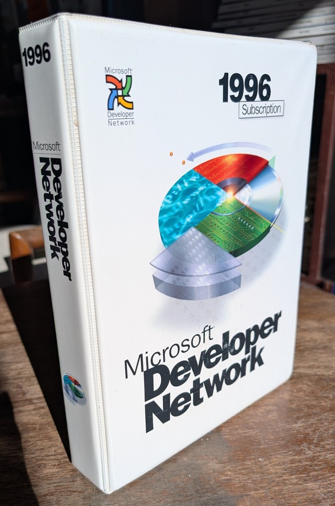 HUGE LOT of Vintage MSDN Microsoft Developer Network Software CDs 1996-2006