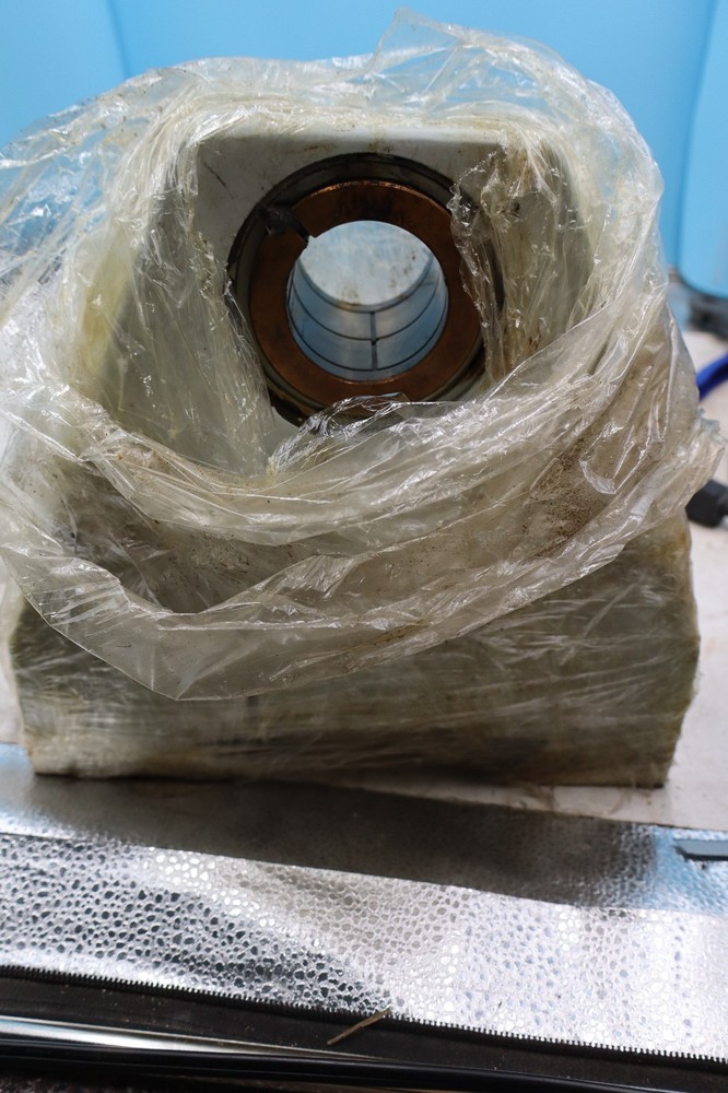 NICE! Horizontal (Cincinnati ?) Milling Machine Dove Tail Arbor Support w/ bush