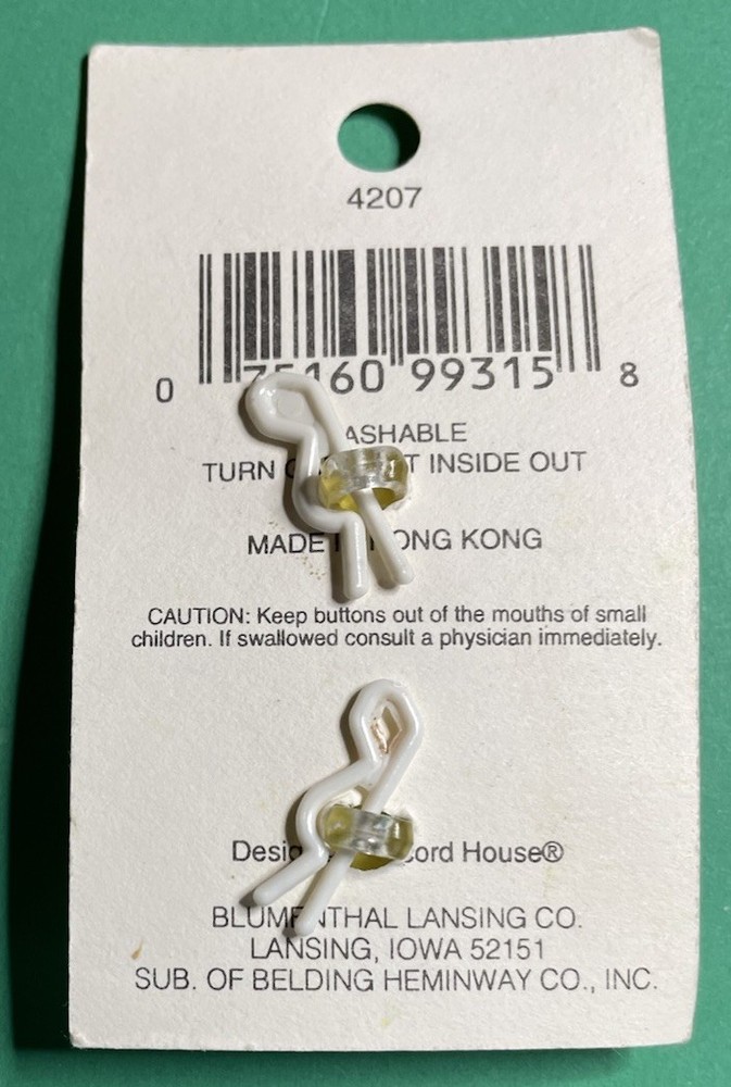 (2) VINTAGE 1" LaMODE CONCORD HOUSE TURTLE PLASTIC APPLIED SHANK BUTTONS-D5