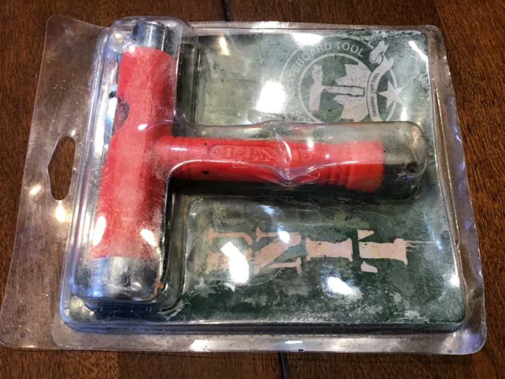 unit all purpose skateboard tool New in package red