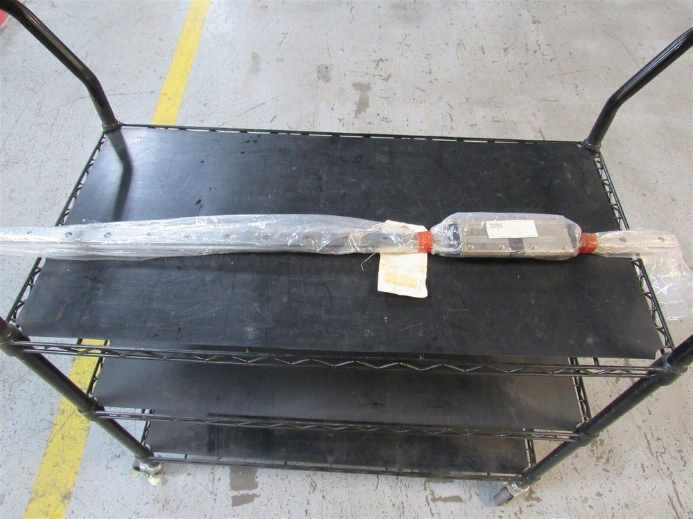 THK LINEAR GUIDE BLOCK/RAIL SHS25C2UU+1180-II