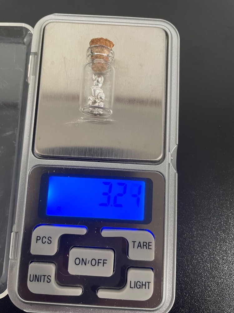1 GRAM OF .9999 FINE SILVER SHOT