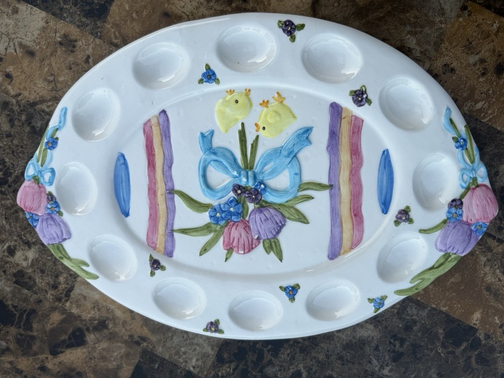 Deviled Egg Platter Plate Vintage Hand painted II Inc 1995 Ceramic Easter Theme