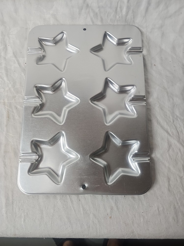 3 Vintage Wilton Baking Pans