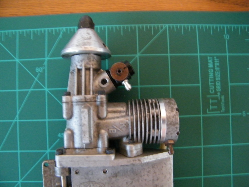 K&B 3.5 Outboard Nitro 2 stroke Glow Engine R/C Boat Marine Untested