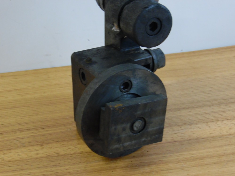 Zenith tool cleveland change lath tool holder