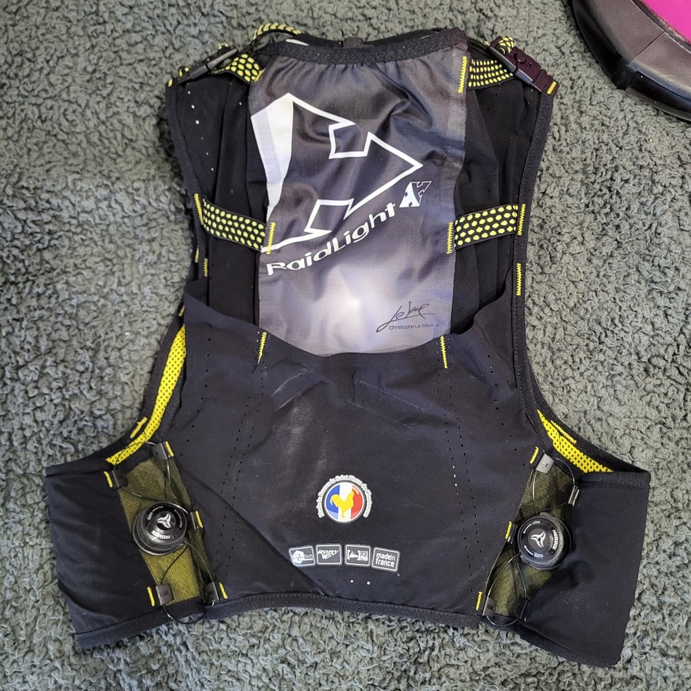 Raidlight Responsiv 10L+2x600ml Hydration Vest
