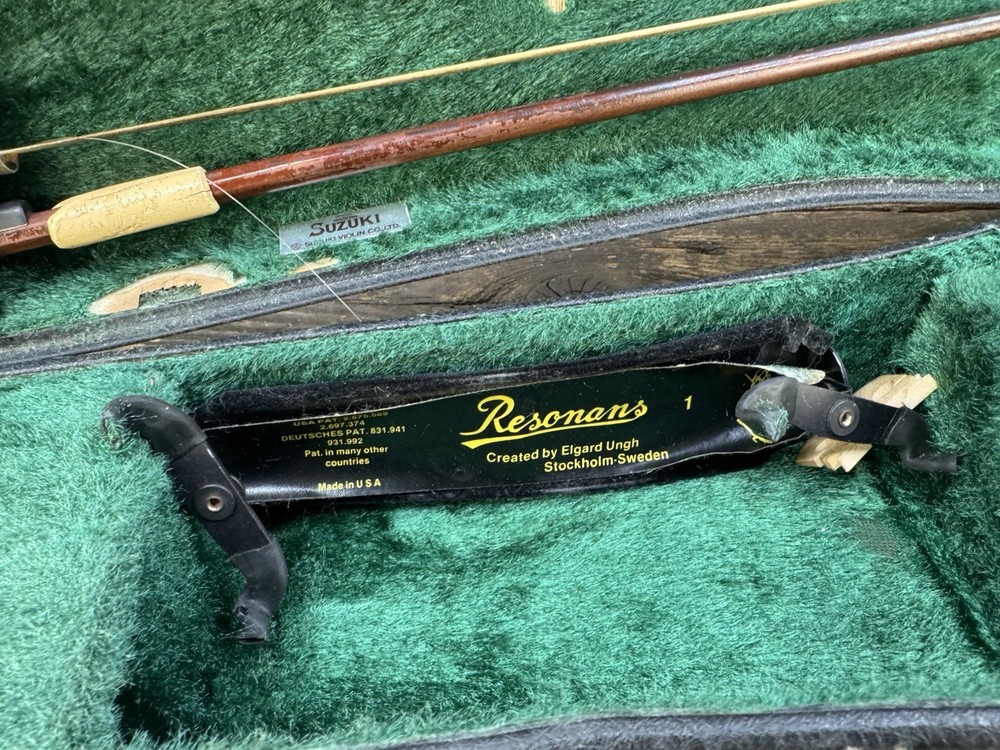 vintage violin Suzuki With Case