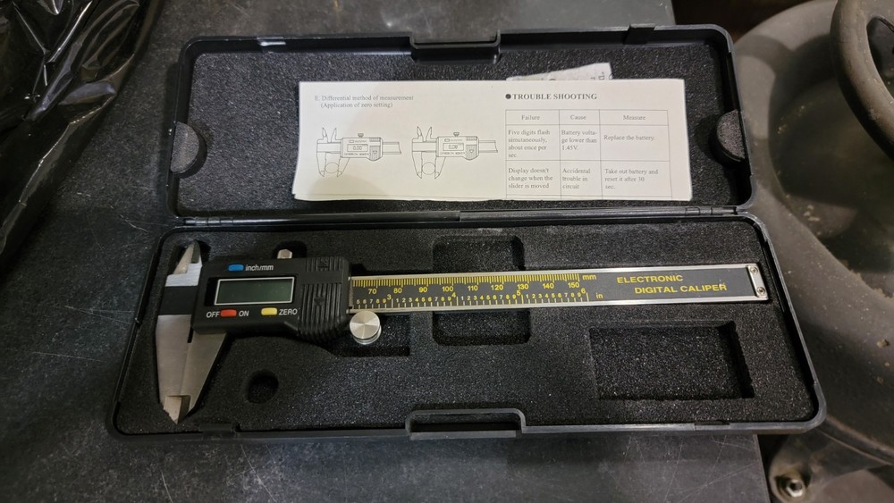 Set of two unknown electronic digital caliper
