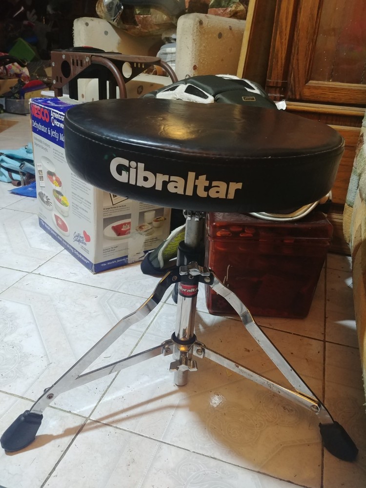 Gibraltar drum throne.