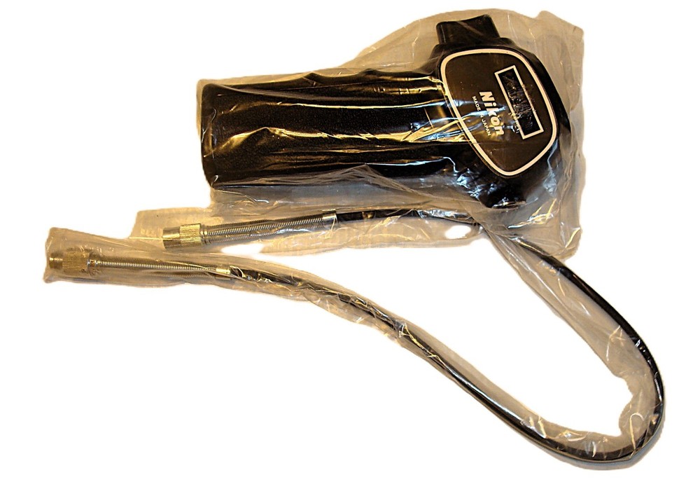 NIKON PISTOL GRIP MODEL 2 W/CABLE RELEASE/BOXES/INSTRUCTIONS NEVER USED