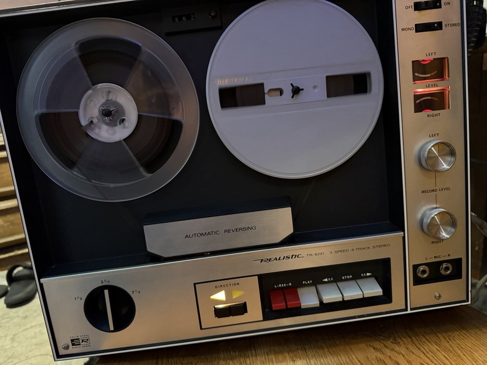 Realistic TR-101D 3 Speed 4 Track Stereo Please Read Description