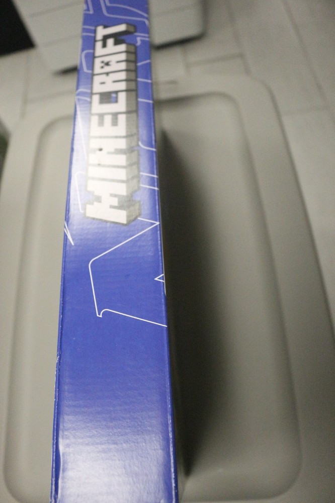 Nerf Minecraft Sabrewing