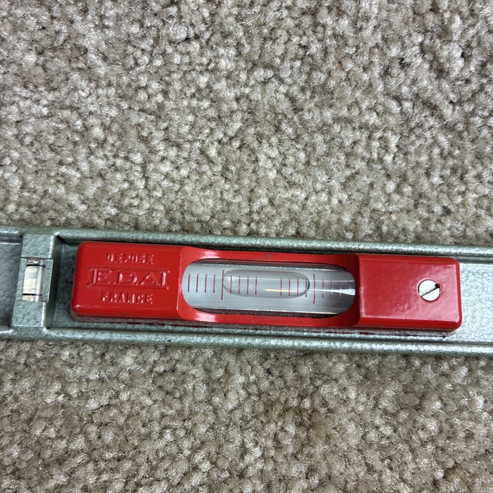 E.D.A. Precise Machinist Level Nice Condition