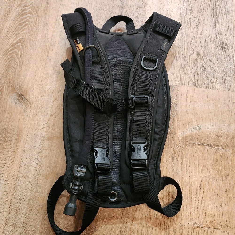 Camelbak Maximum Gear Stealth Hydration Backpack w/Bladder 70oz Black Adjustable