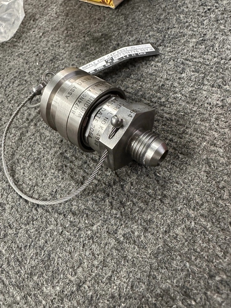 15 New Wiggins Quick Disconnect Coupler 8075N6 7V6 Dated 1964