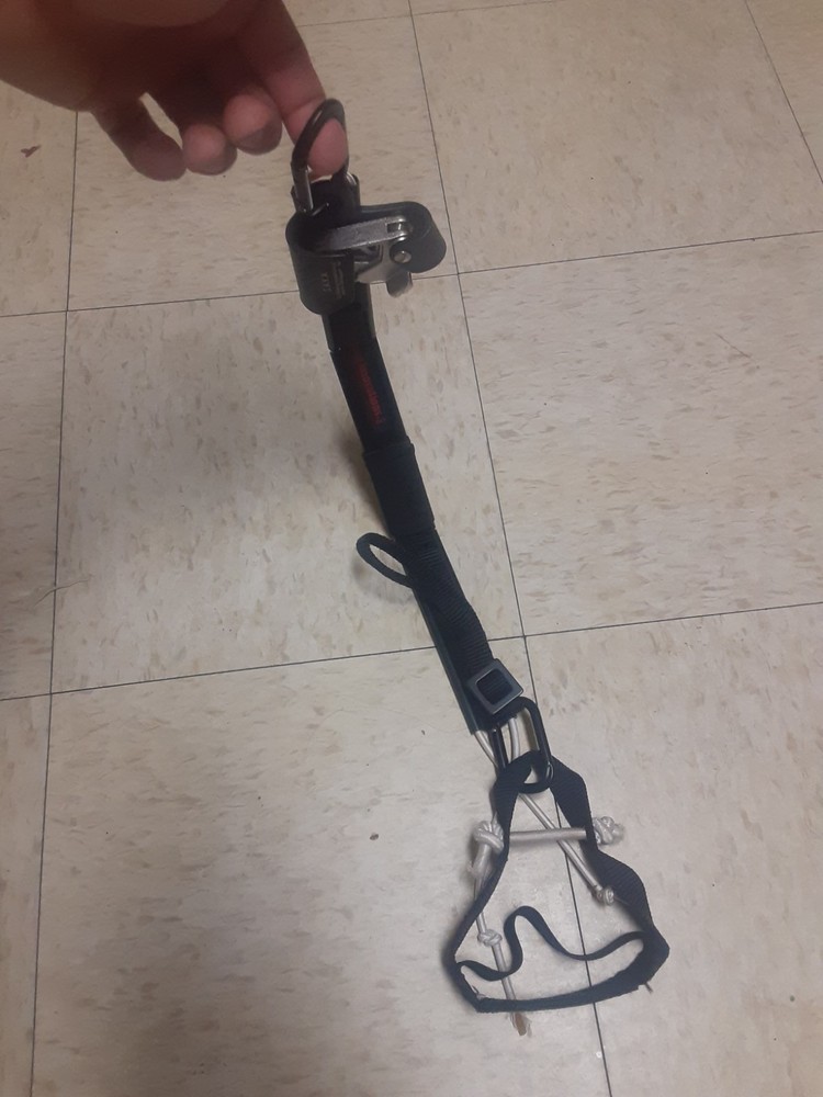 New With No Original Box.Tree Climbing System