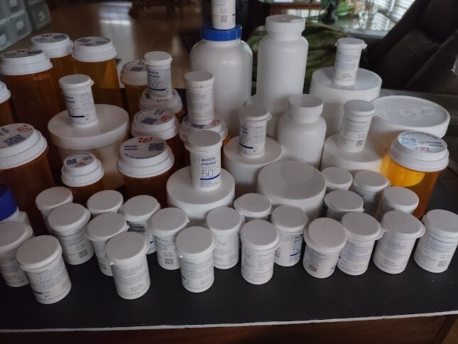 Miscellaneous plastic craft or storage containers