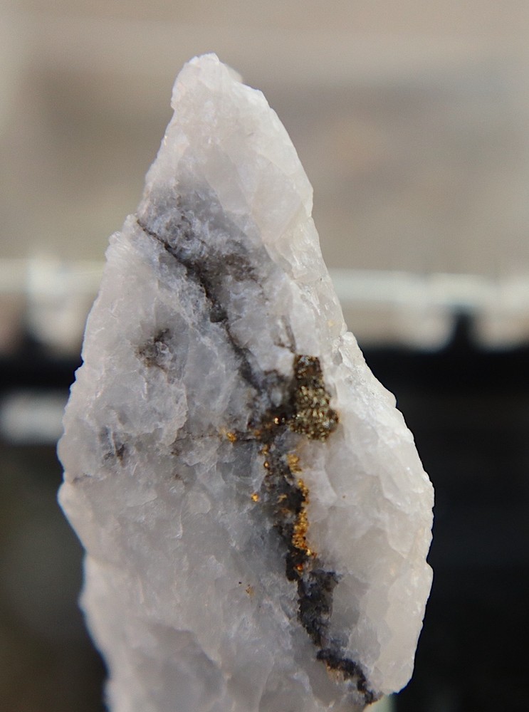 Micro mount gold specimen from Ontario, Canada