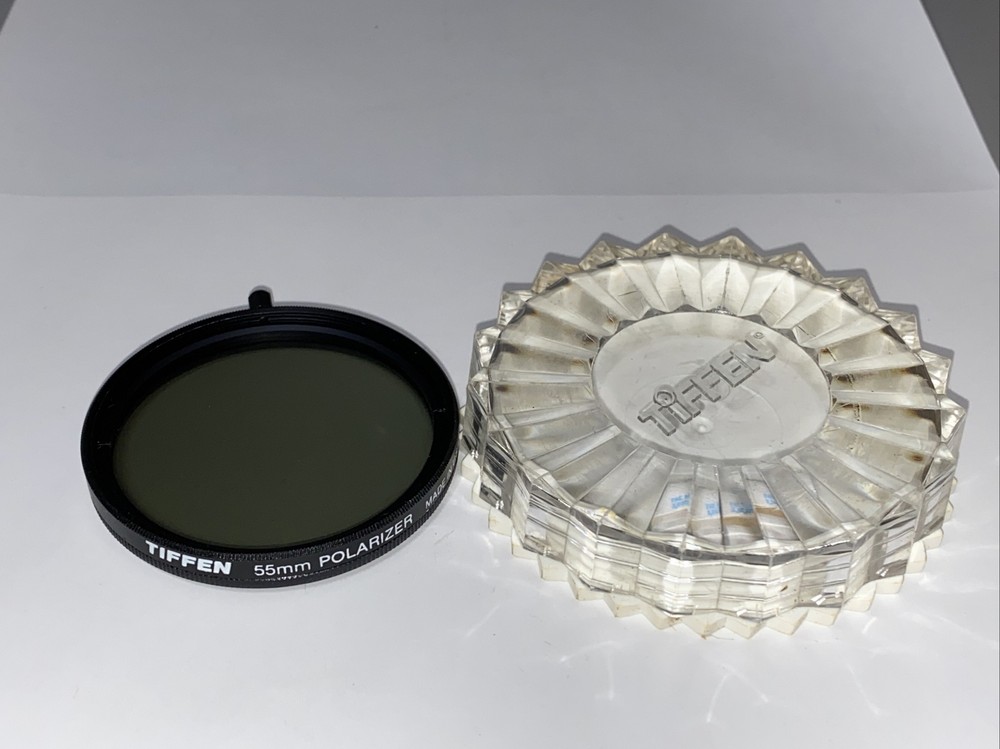 Tiffen 55mm Polarizing Filter for 55mm Threading on Lens - *EX*