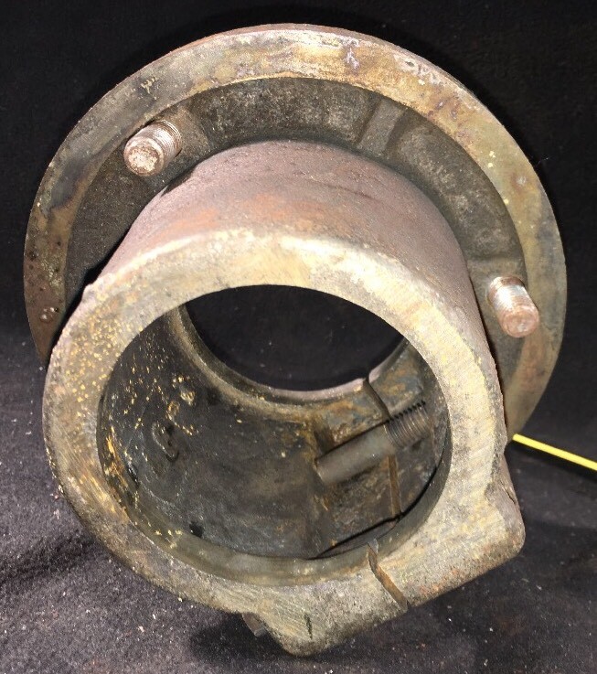 VTG Cincinnati Royal Drill Press Column Base Bracket Off A 3.5 Column