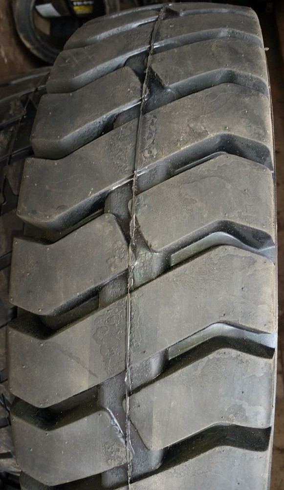 6.00-9 tires Solid Solver forklift tire 6.00/9 flat proof (USA made) 6009