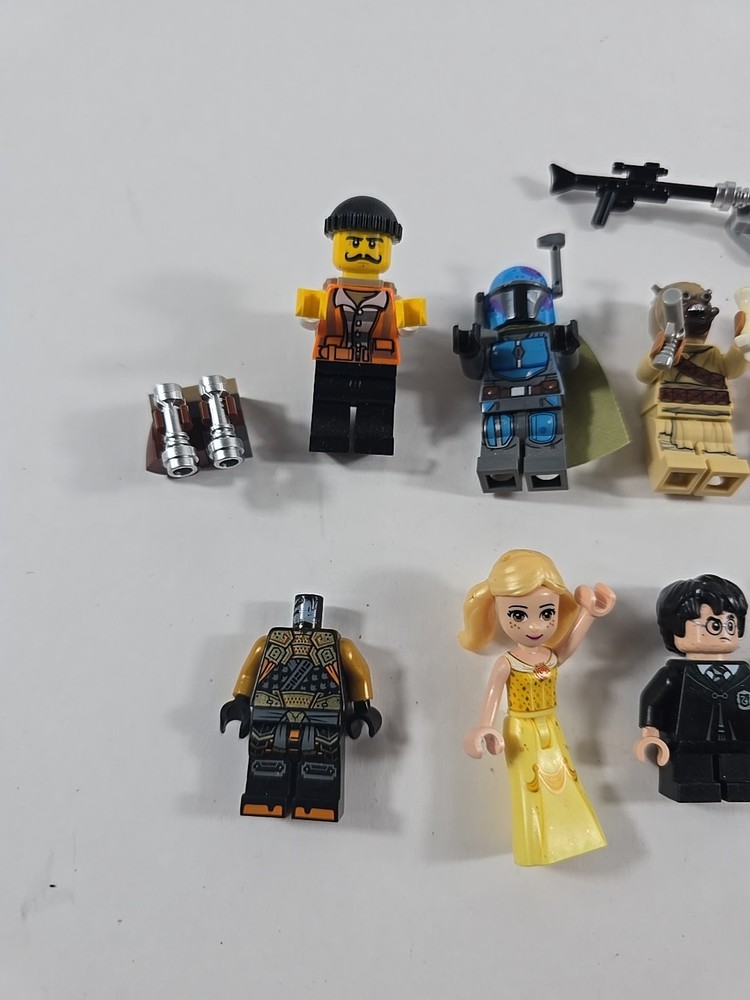 lego figures mixed 13 Pieces