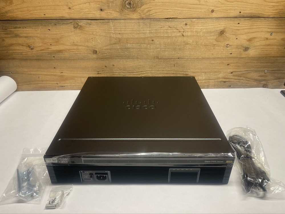 2900 Series Integrated Services Router CISCO2951 Cisco