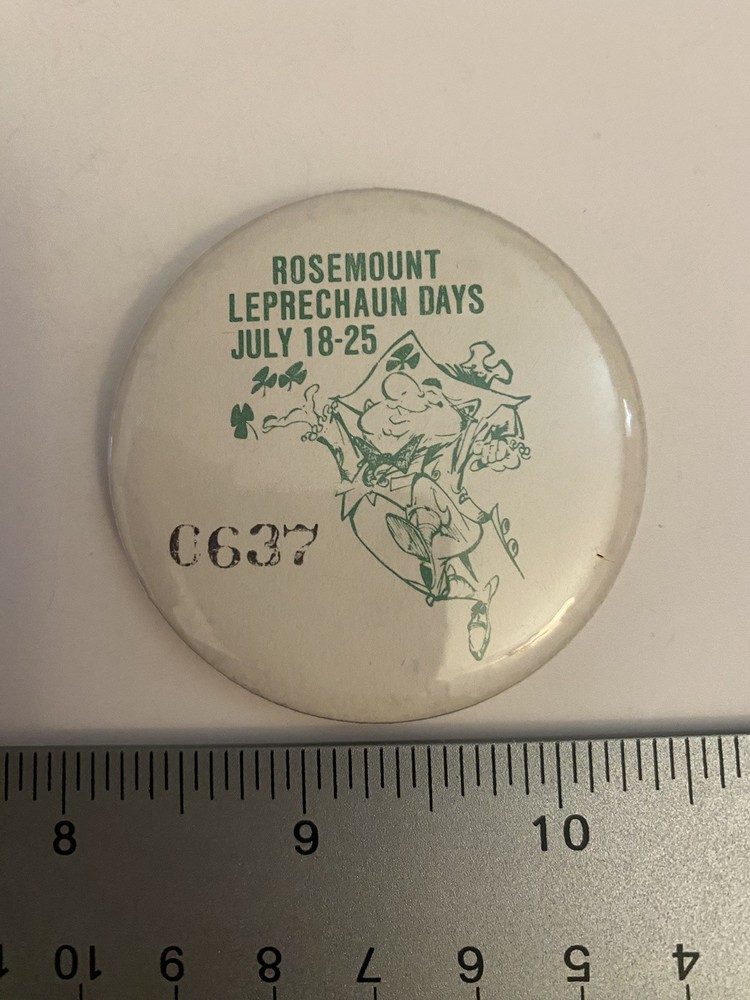 Rosemount Leprechaun Days Minnesota Pin Back Button P33
