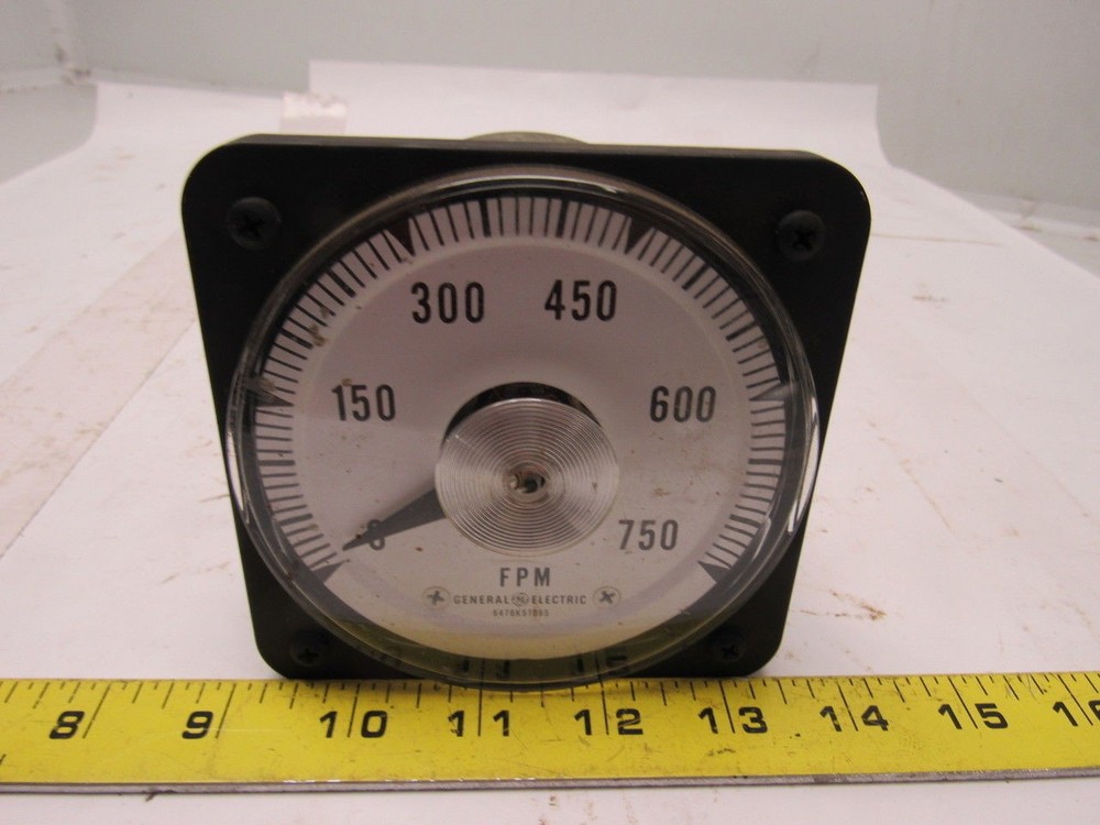 EIL Instruments G.E. Type DB-40 Panel Mount Meter 0-750FPM