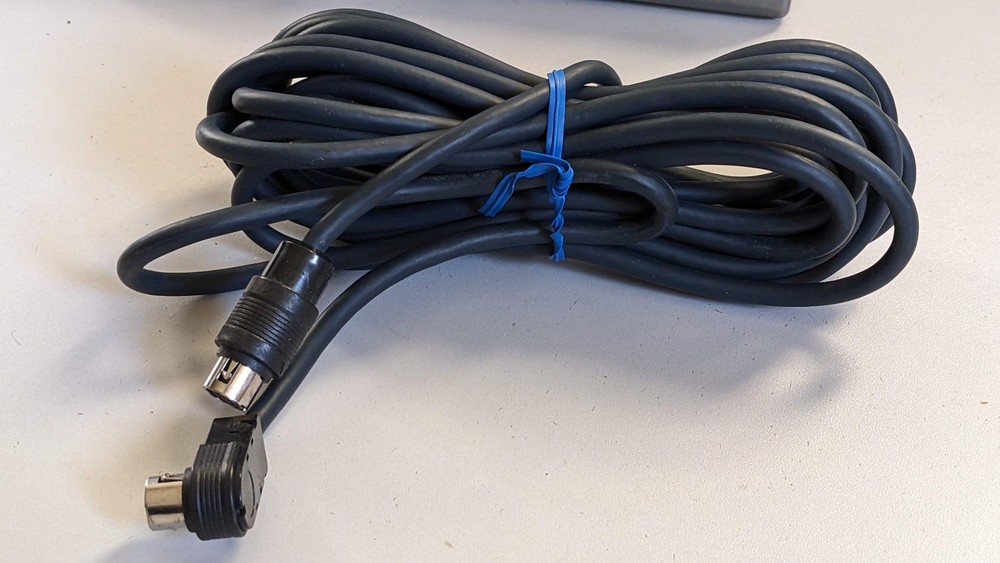 Alpine 6 Disc CD Changer CHA-S604 Ai-Net 1 Bit DAC