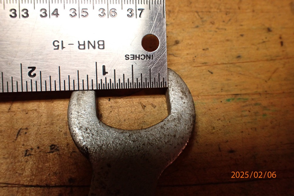 OLDER PROCUNIER METAL THREADING TAPPING TAPPER HEAD CHUCK WRENCHES