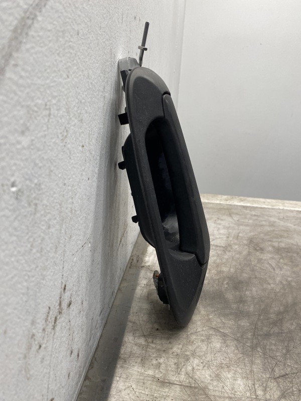 International LT Door Handle (644-10444)