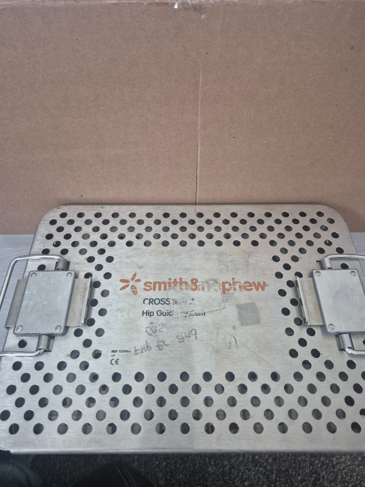 Smith & Nephew Hip Guide system case  72201847