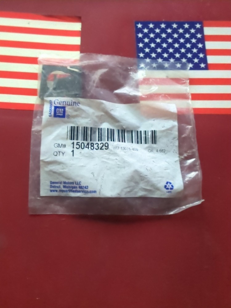 GM OEM RETAINER 15048329