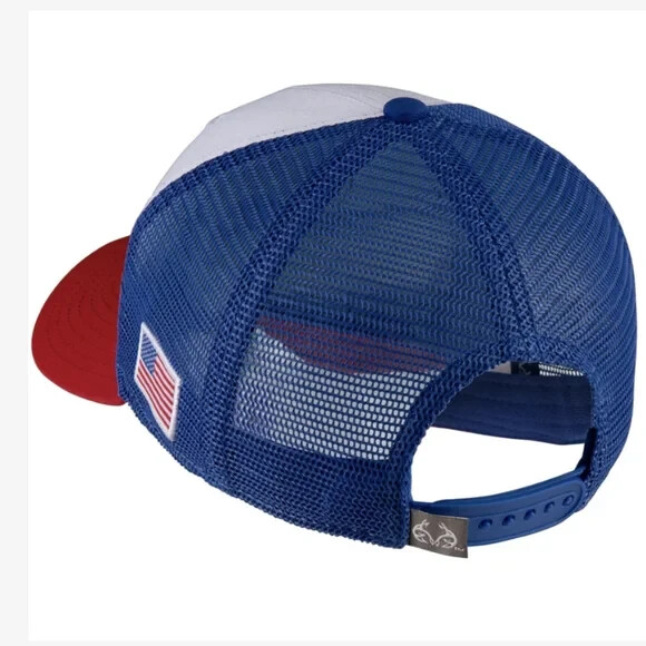 Realtree Fishing Ameri-Bass II Trucker Hat NWT