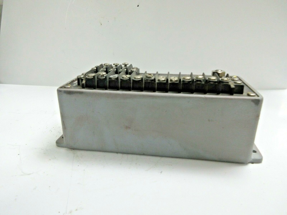 AIRPAX ELECT., MASTER SIGNAL, FREQUENCY DETECTOR MODULE, 79U62