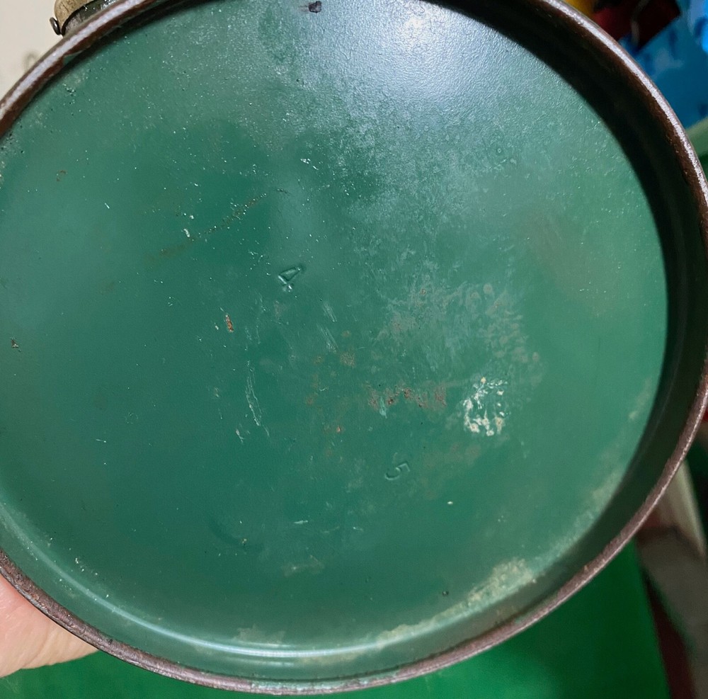 Vintage Coleman Lantern Model 220E