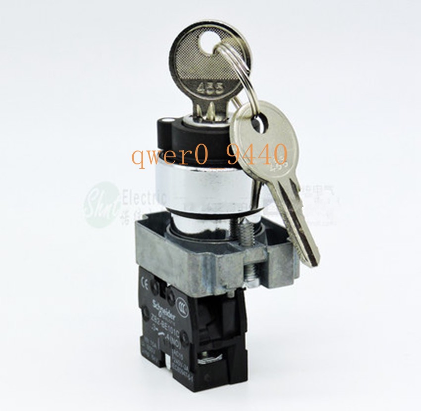 1pc New 100% tested 2-speed key selector switch XB2-BG61C