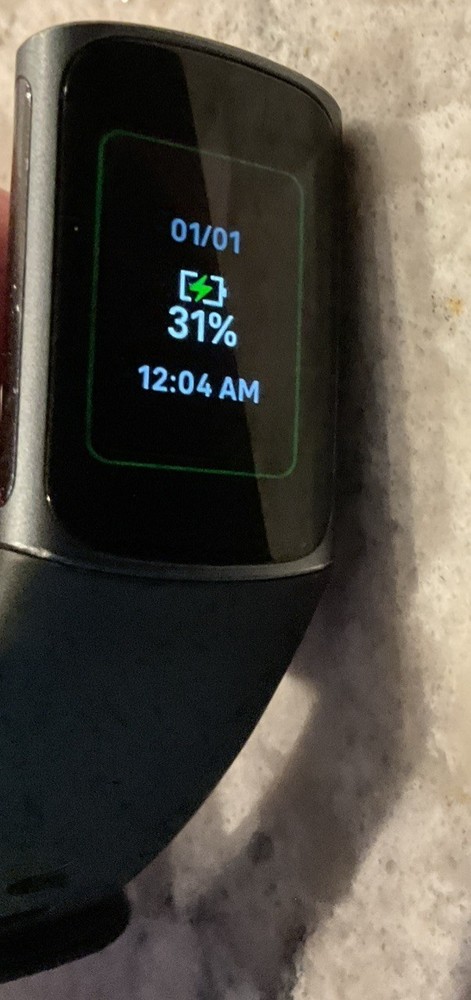 Fitbit Charge 5 Activity Tracker - Won’t hold charge / for parts / not working