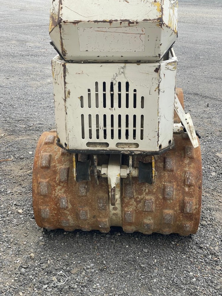 WACKER NUESON RT820 TRENCH ROLLER: yr 2000/compactor/comb.roller |FA10101958