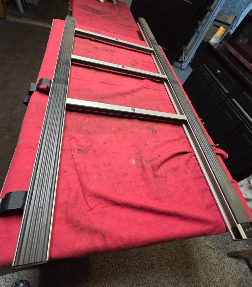 VOLVO FOLDING UPPER BUNK LADDER, BLK RUBBER , 8078803,