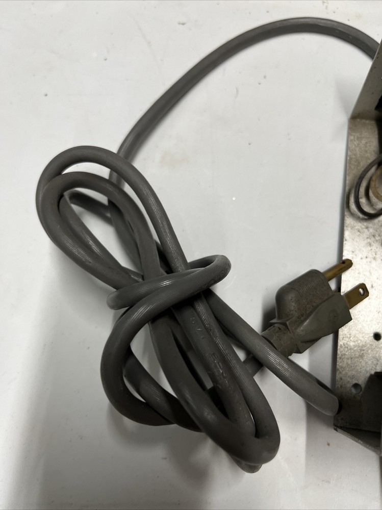 DYMEK DA100D antenna amplifier For Parts