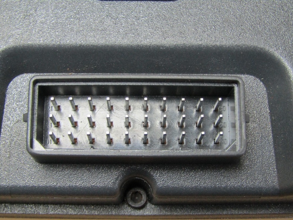E-Max VS1 2022 1,733 miles ECU control module (12533)