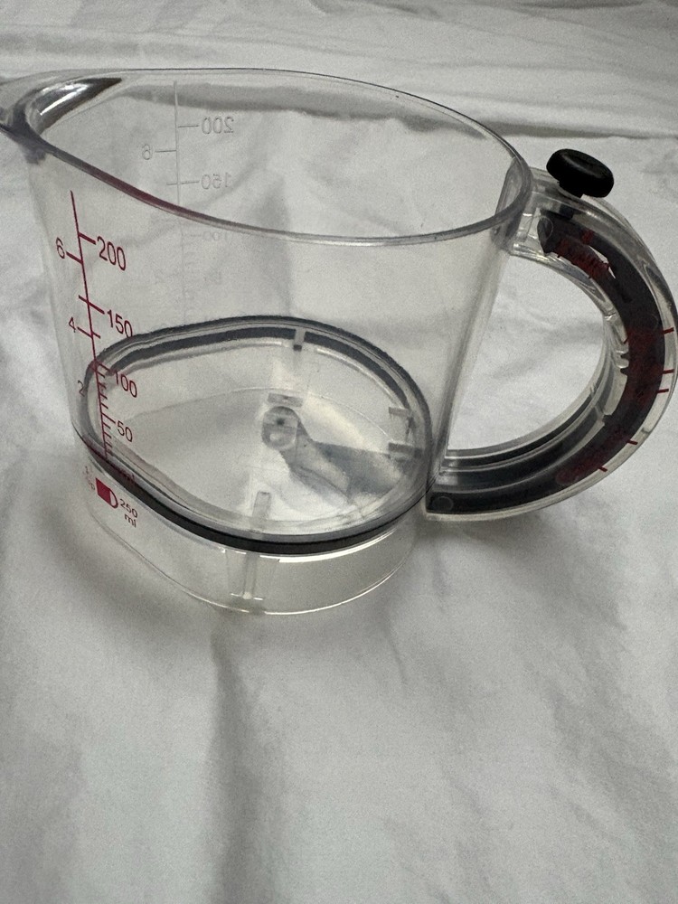4-in-1 Adjustable Measuring Cup, Multi-Functional Measuring Cup