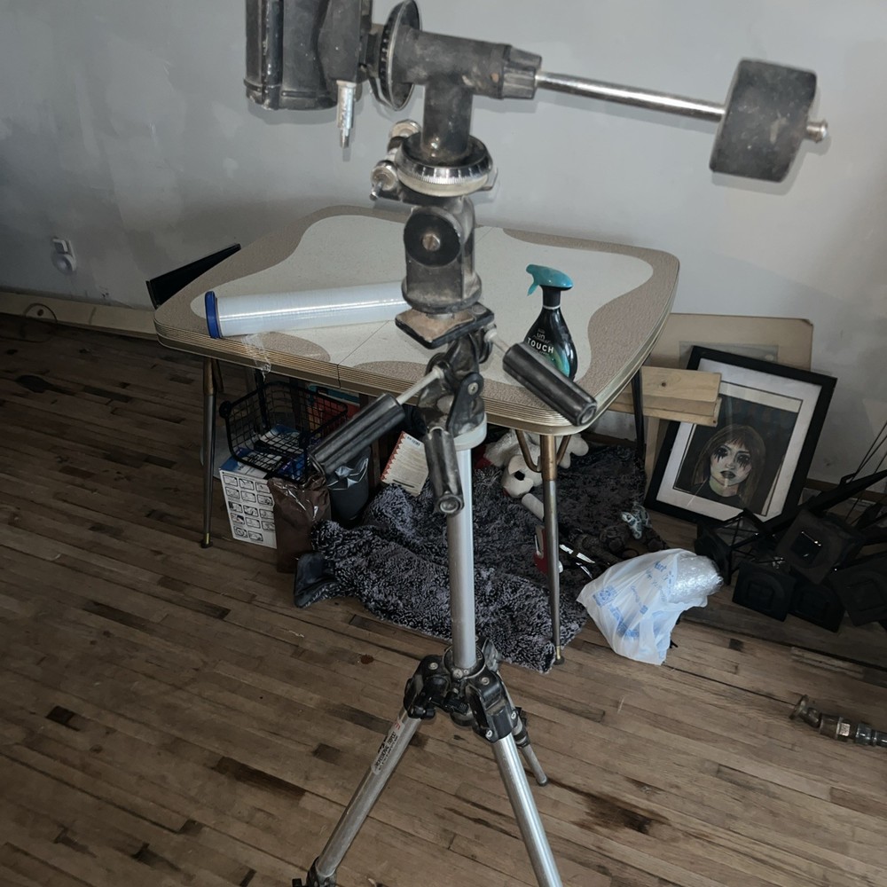Bogen Manfrotto 3011 Tripod & with Head